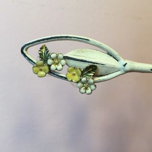 Floral and leaf earrings